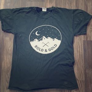 BOLD AND GOLD T
